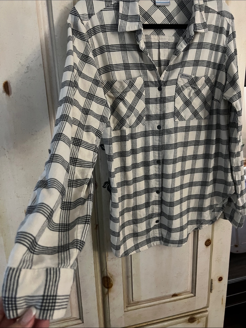 Columbia Black and White Plaid Fleece Top